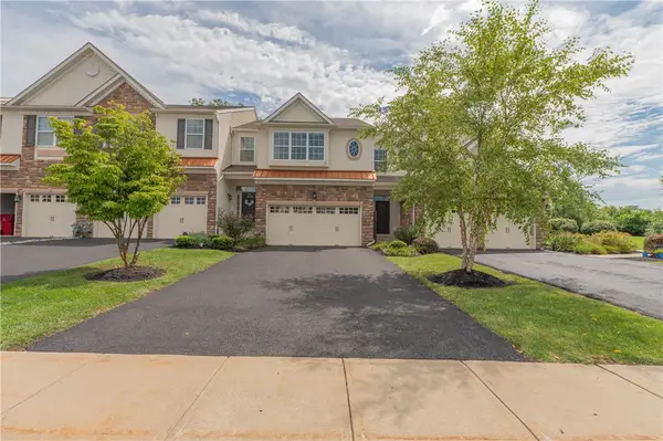 4480 Lenni Circle, Emmaus Boro, PA 18049