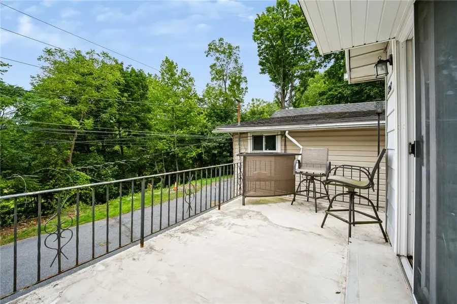 2242 Edgewood Avenue, Easton, PA 18045 - #2