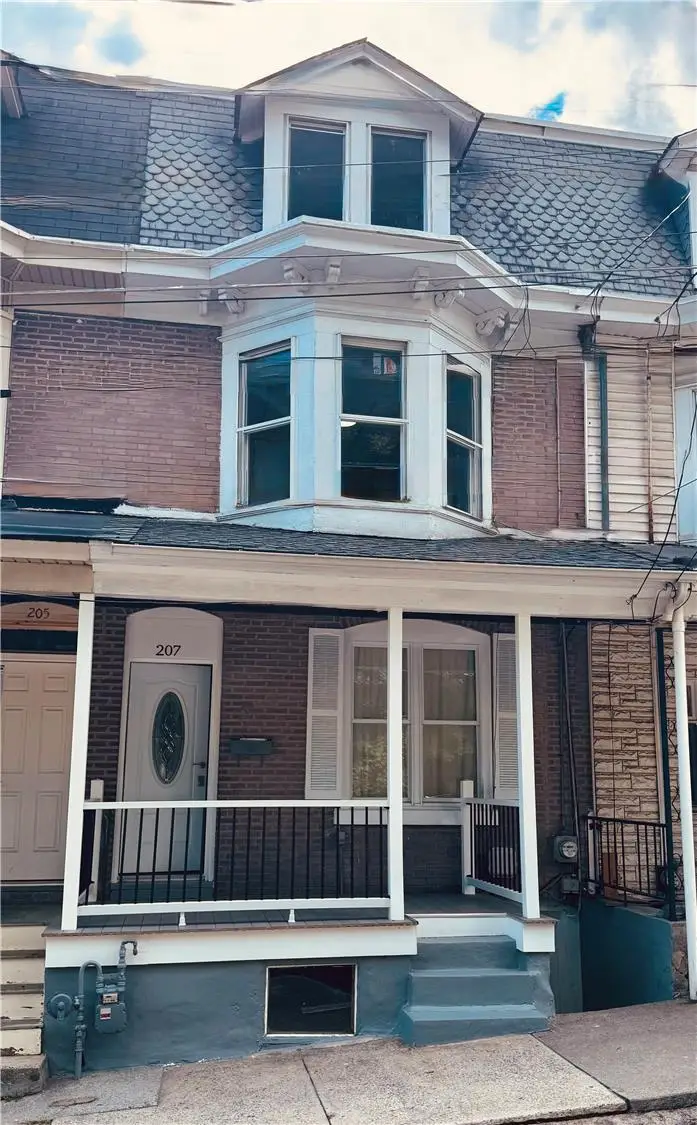 207 N George Street, Pottsville, PA 17901 - #1