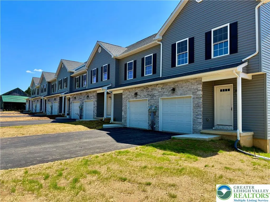 3876 E Grant Street, Slatedale, PA 18080 - #1