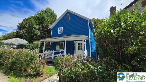330 4th Street, Olyphant, PA 18447