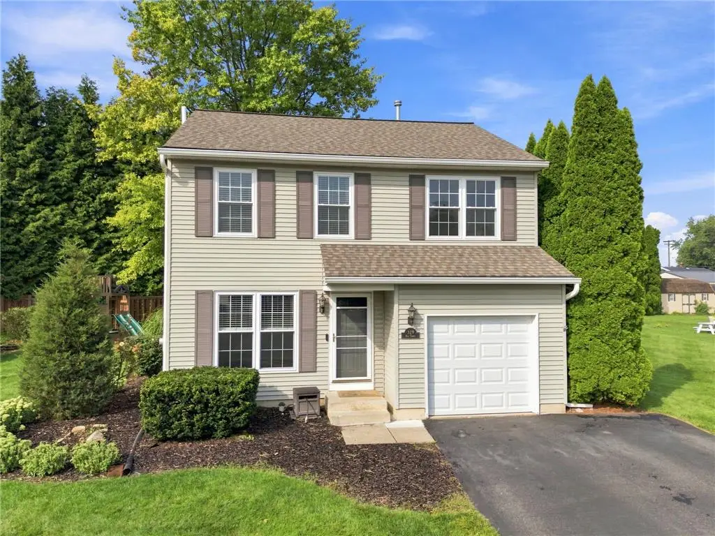 329 Pike Street, Easton, PA 18045 - #1