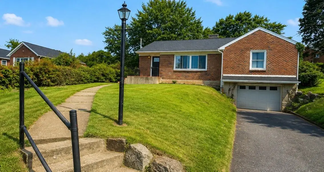 2122 Edgewood Avenue, Easton, PA 18045 - #1
