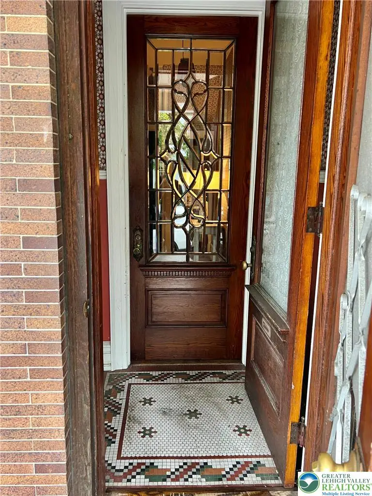 1633 W Linden Street, Allentown, PA 18102 - #2
