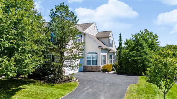 9 Willow Drive, Palmer Twp, PA 18045