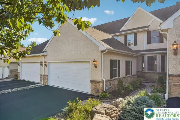 536 Parkside Court, Allentown City, PA 18104