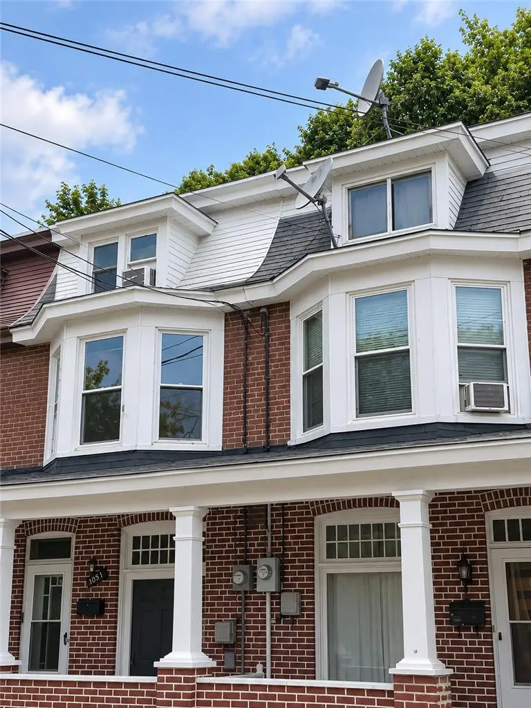 105 W Rowe Street, Tamaqua, PA 18252 - #2