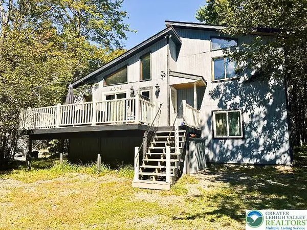 1358 Winding Way, Coolbaugh Twp, PA 18466