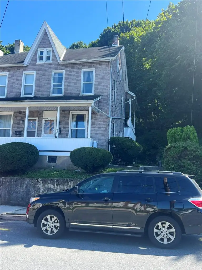 437 W South Street, Slatington, PA 18080 - #1