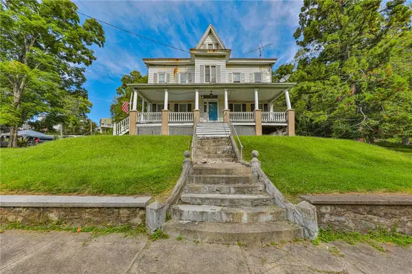 425 Spring, West Easton Boro, PA 18042