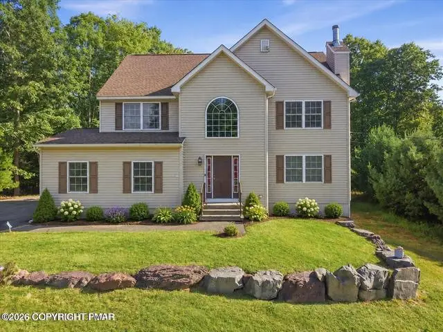 302 Lees Run Circle, East Stroudsburg, PA 18302 - #2