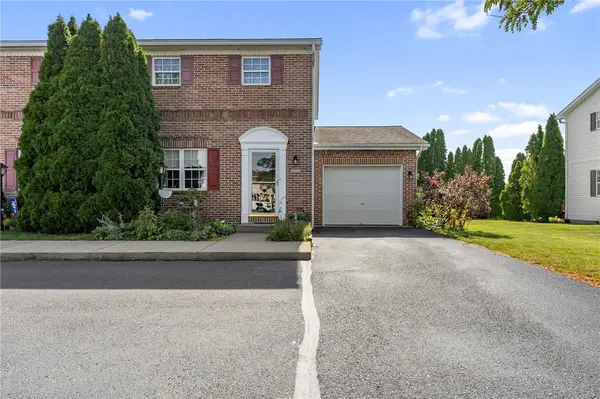 4930 Shawnee Court, North Whitehall Twp, PA 18078