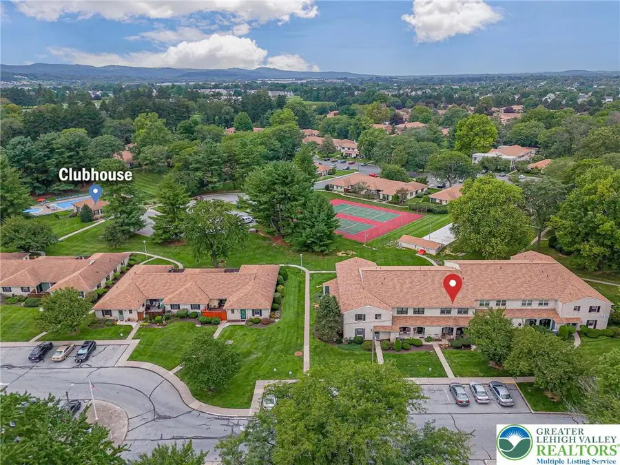 2876 Aronimink Place, Lower Macungie, PA 18062 - #2