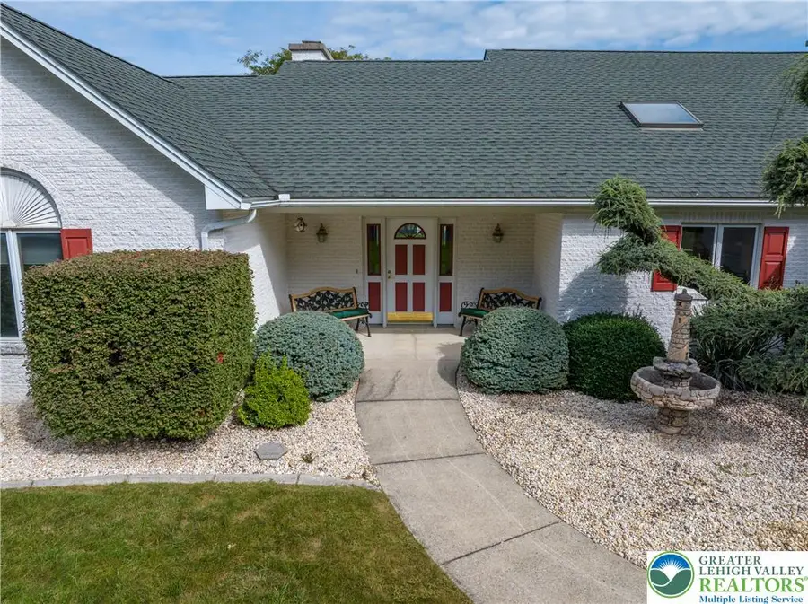 3231 Fairland Drive, North Whitehall, PA 18078 - #2