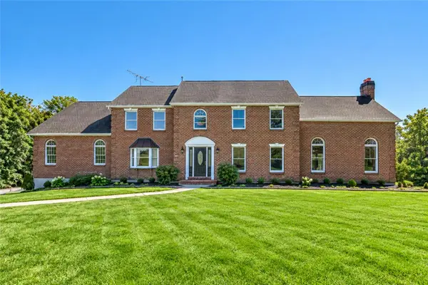 1556 Farmersville Road, Bethlehem Twp, PA 18020