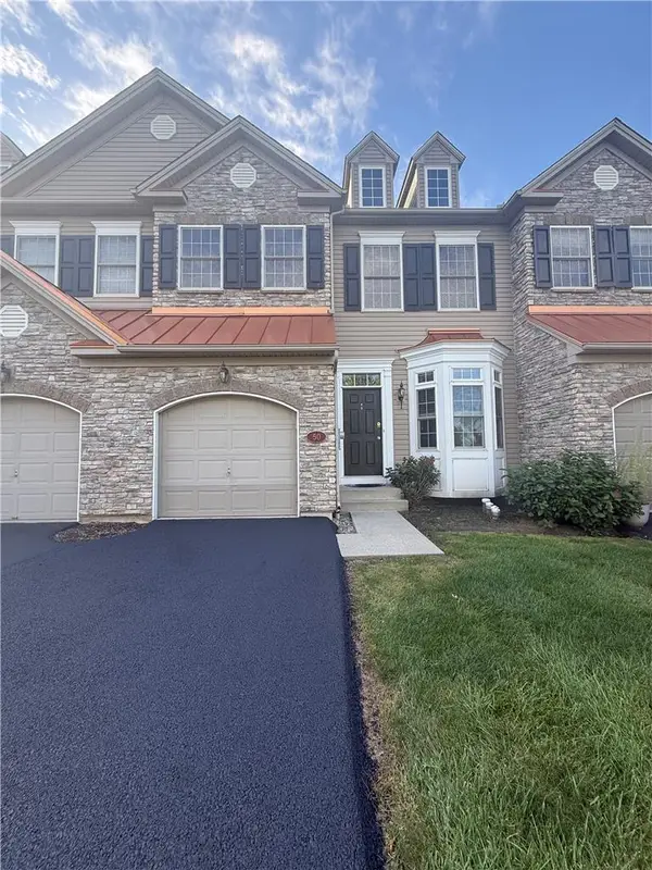 50 S Hillside Court, Easton, PA 18045