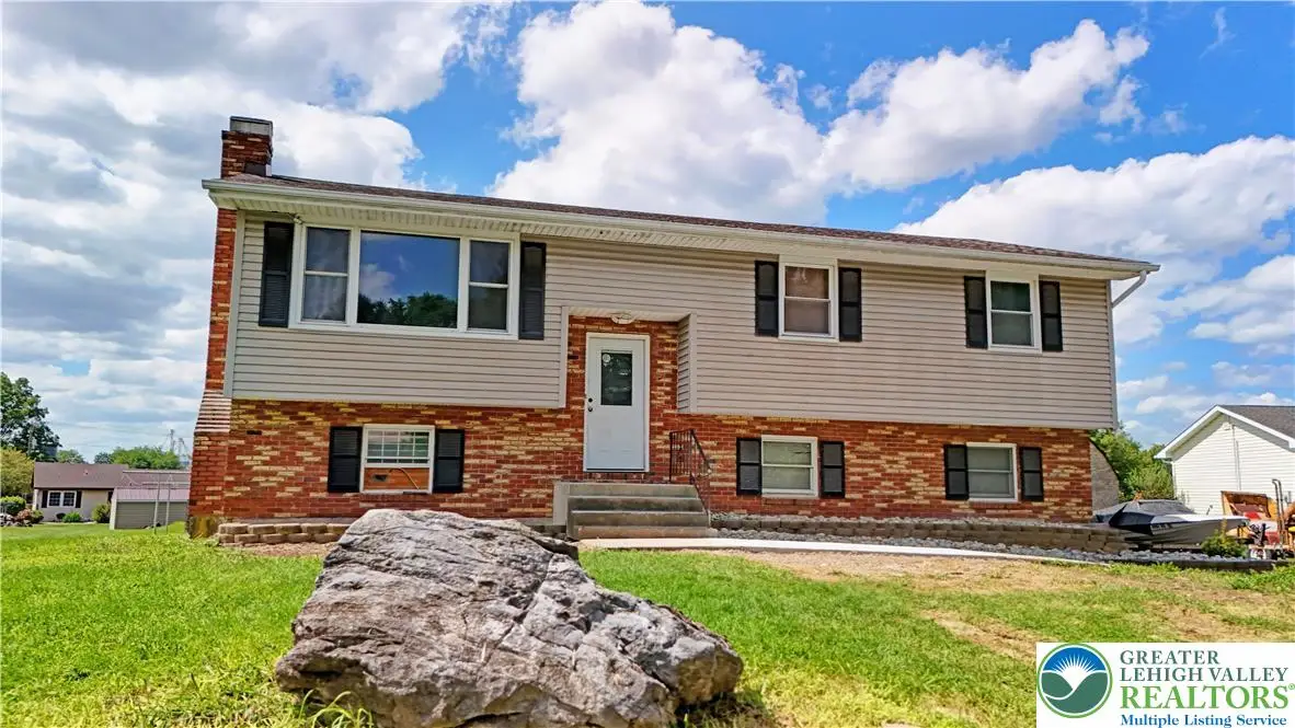 467 W Locust Lane, Lower Nazareth, PA 18064 - #1