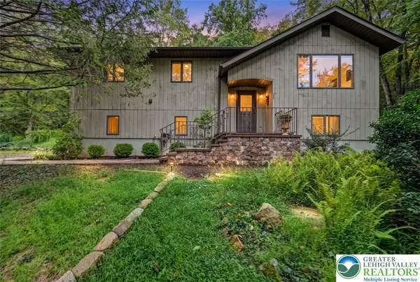 2311 Woodhaven Drive, Ross Twp, PA 18353