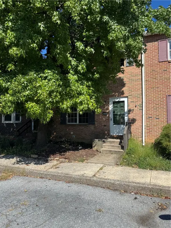 5661 Greens Drive, Lower Macungie Twp, PA 18106