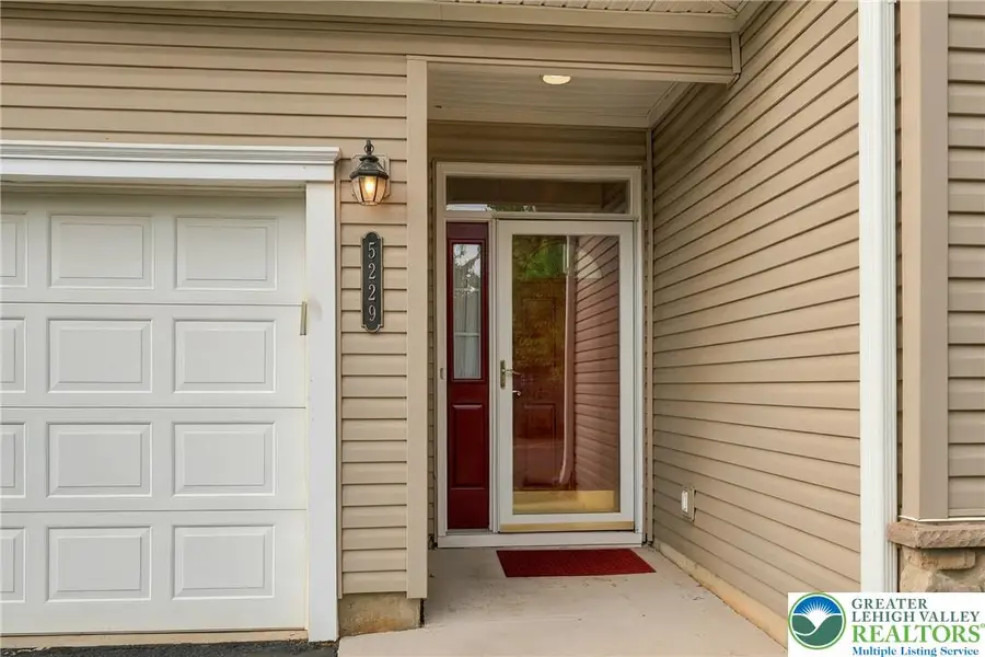 5229 Garden View Lane, Lower Macungie, PA 18062 - #2