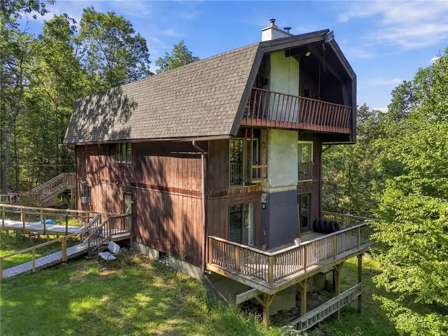 1221 Alpine Drive, East Stroudsburg, PA 18302 - #2