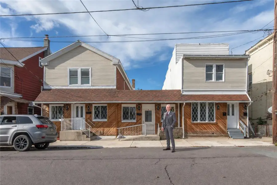 26 E Ludlow Street E, Summit Hill, PA 18250 - #2