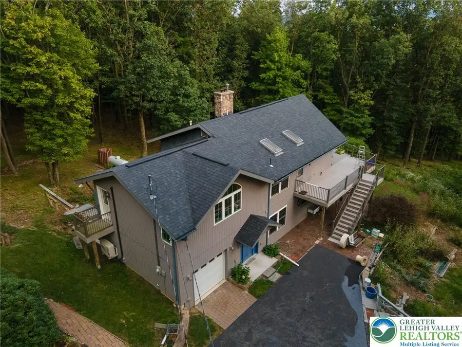 735 Overlook Drive, Franklin, PA 18235 - #2