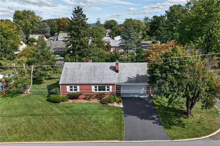 619 Parkway Road, Cetronia, PA 18104 - #3