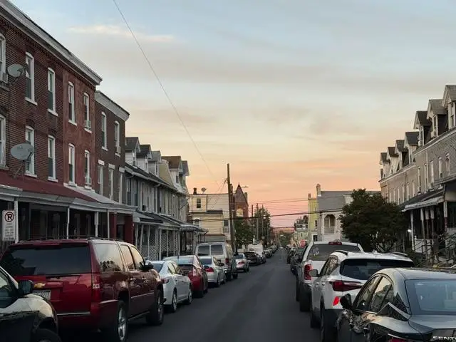 613 W Cedar Street, Allentown, PA 18102 - #3