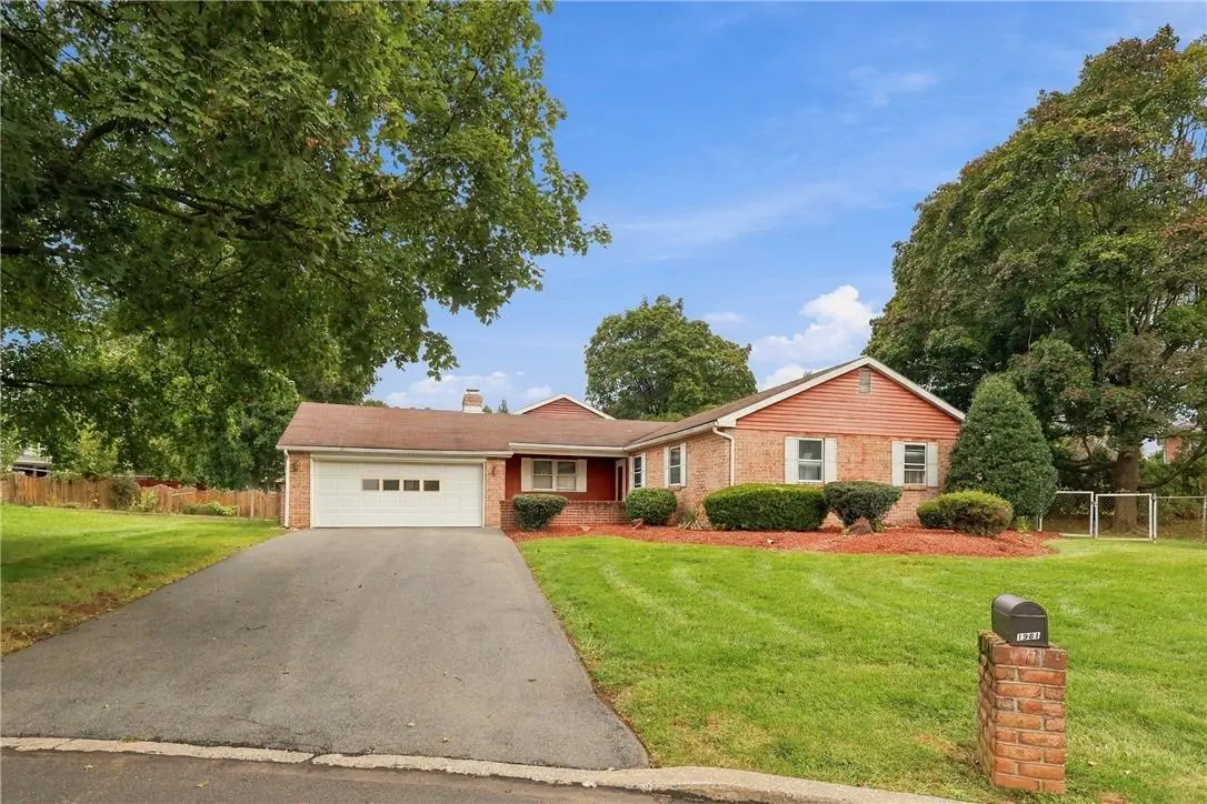 1981 Maria Lane, South Whitehall, PA 18104 - #1