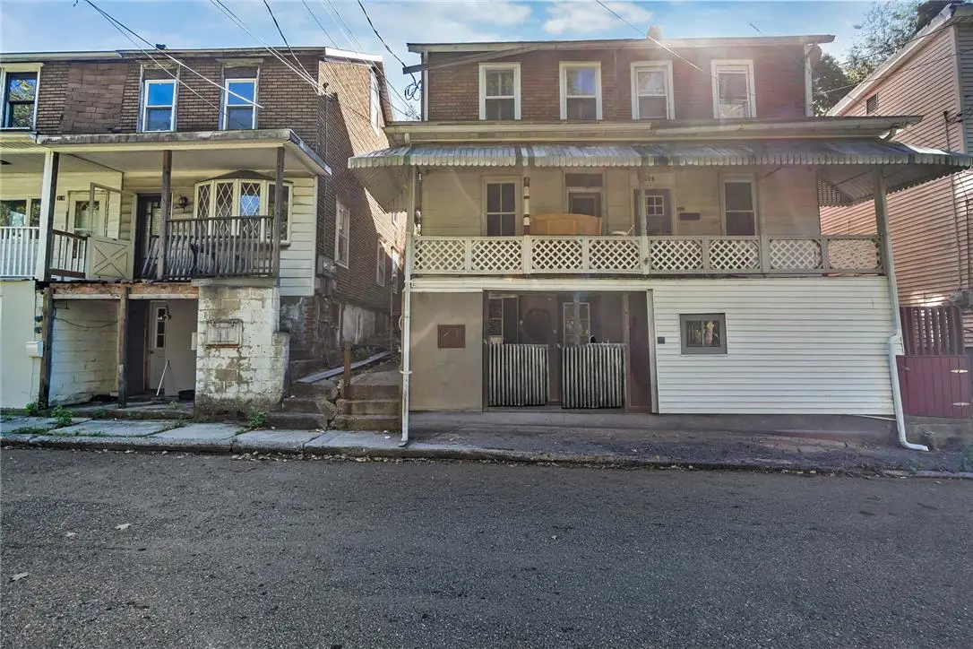 310 E Snyder Avenue, Lansford, PA 18232 - #1