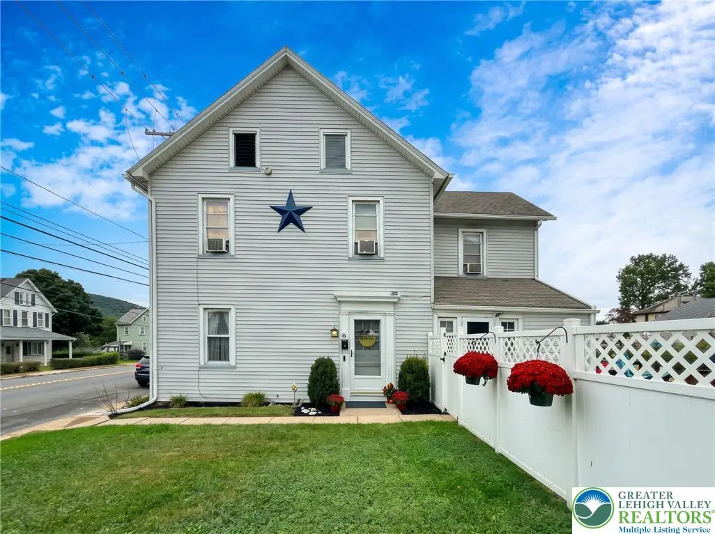 511 S Broadway, Wind Gap, PA 18091 - #1