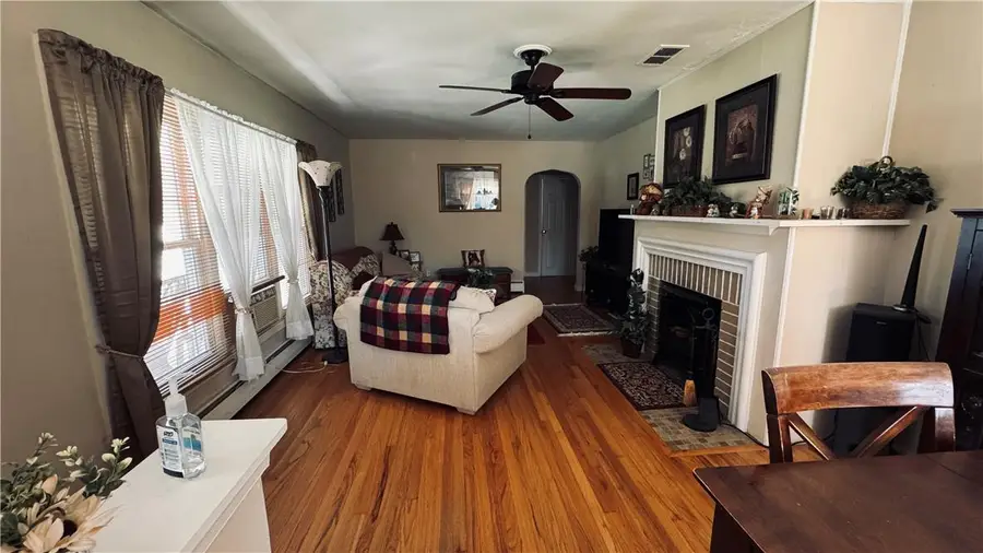 1433 N 29th Street, South Whitehall, PA 18104 - #2