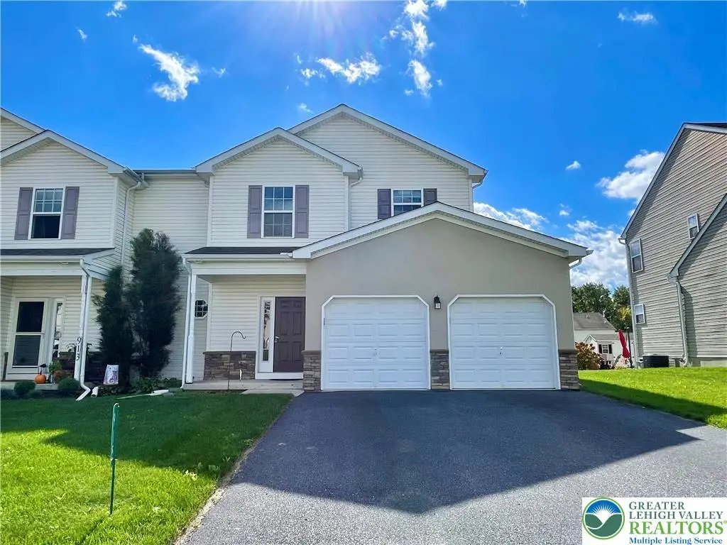 915 Graystone Circle, Allen, PA 18067 - #1