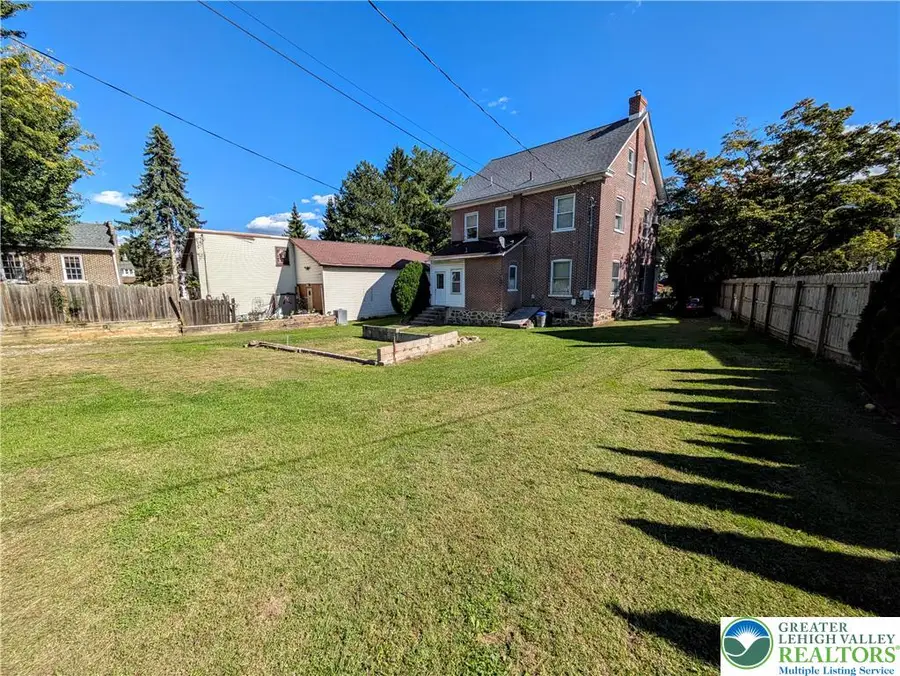 823 Broadway, Bethlehem, PA 18015 - #3