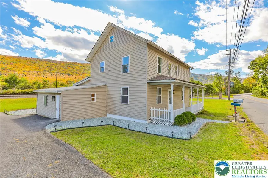 962 Mauch Chunk Road, Palmerton, PA 18071 - #3