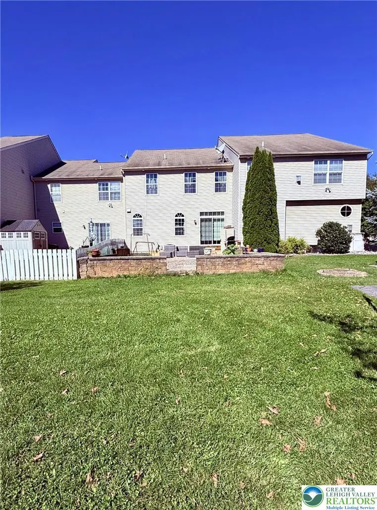 4527 Bellflower Way, Upper Macungie, PA 18104 - #3