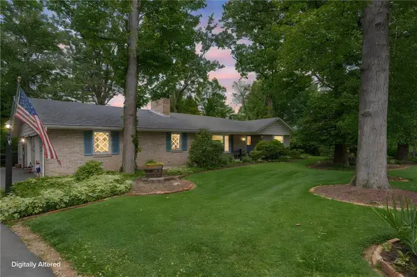 3831 Oakwood Trail, South Whitehall Twp, PA 18103