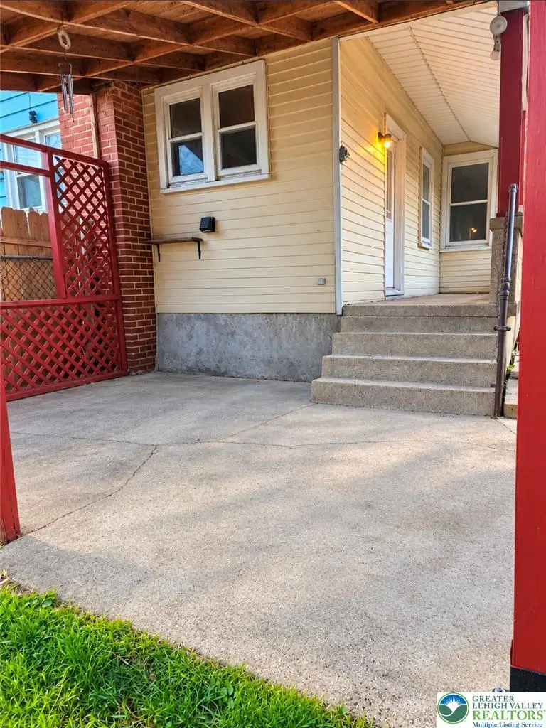 1341 Pine Street, Easton, PA 18042 - #3