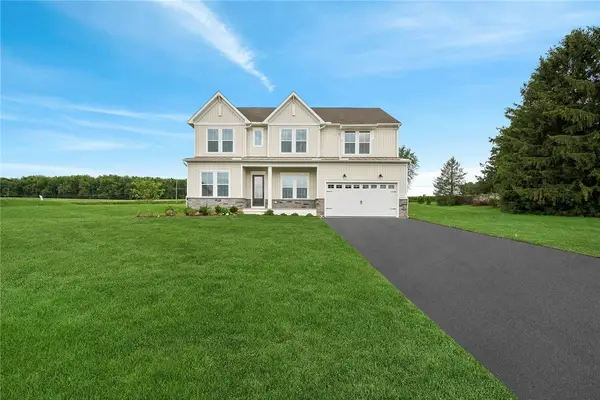 5733 Frederick Drive, East Allen Twp, PA 18017