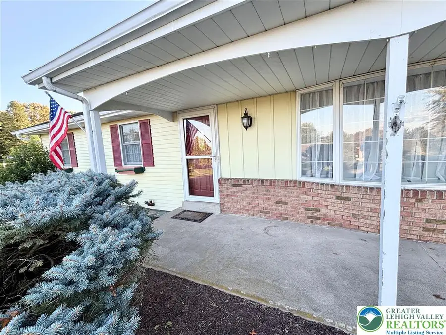 3966 Washington Street, North Whitehall, PA 18078 - #3