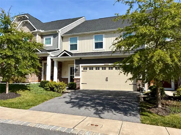 2428 Raya Way, Bethlehem City, PA 18045