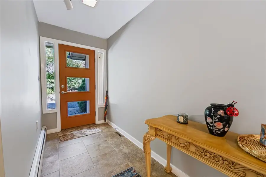 141 Roosevelt Road, Smithfield, PA 18301 - #2