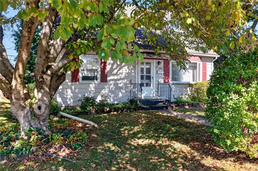 1205 W Broad Street, Emmaus, PA 18049 - #3