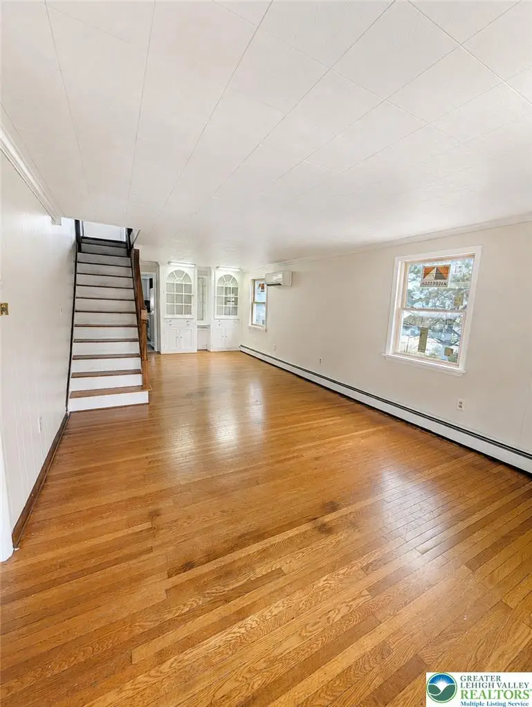 2198 Focht Avenue, Lower Saucon, PA 18015 - #2