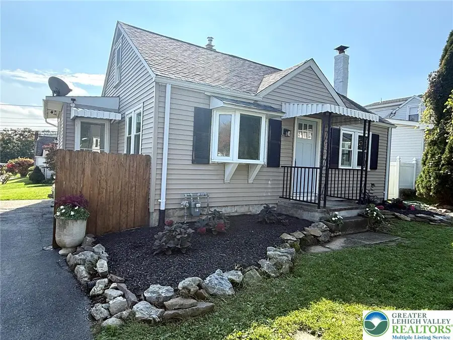 2632 Eldridge Avenue, Palmer Township, PA 18045 - #3