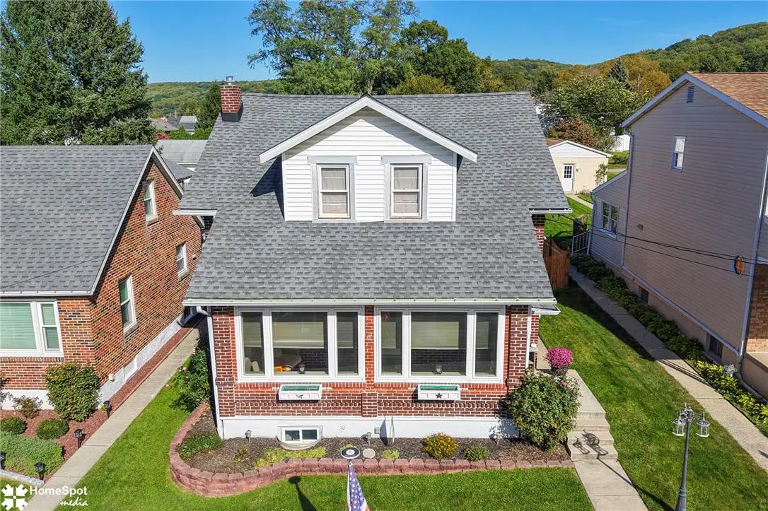 315 S 6th Street, Emmaus, PA 18049 - #1