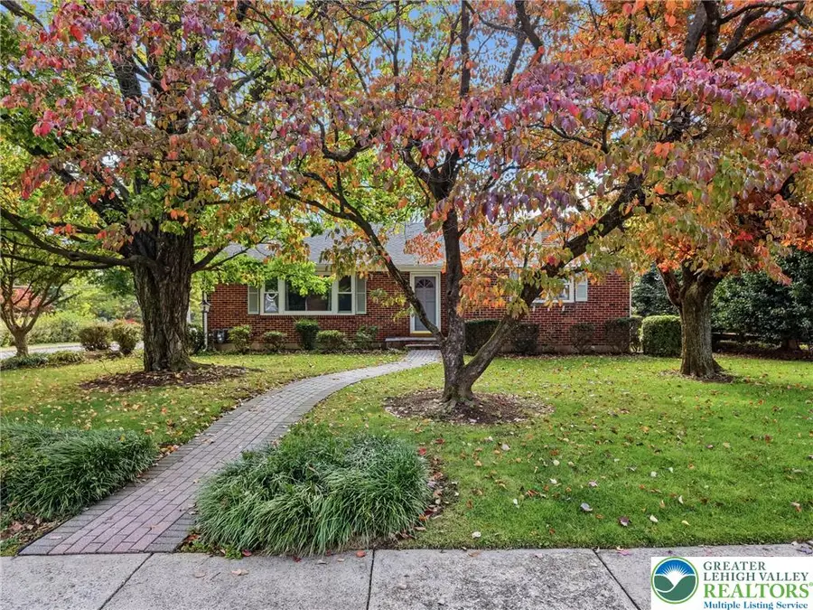 865 Bridge Street, Catasauqua, PA 18032 - #3