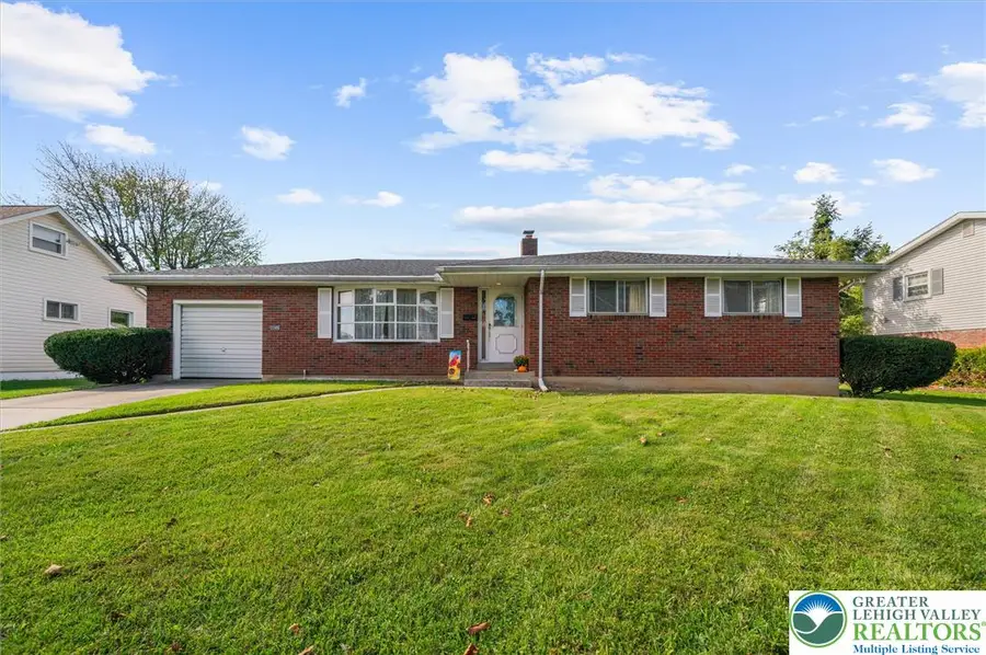 1246 8th, North Catasauqua, PA 18032 - #2