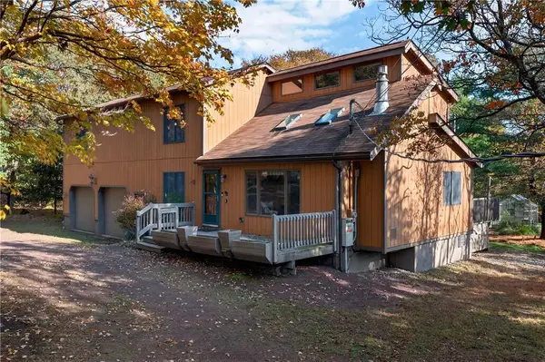320 Midland Court, Tunkhannock Twp, PA 18210